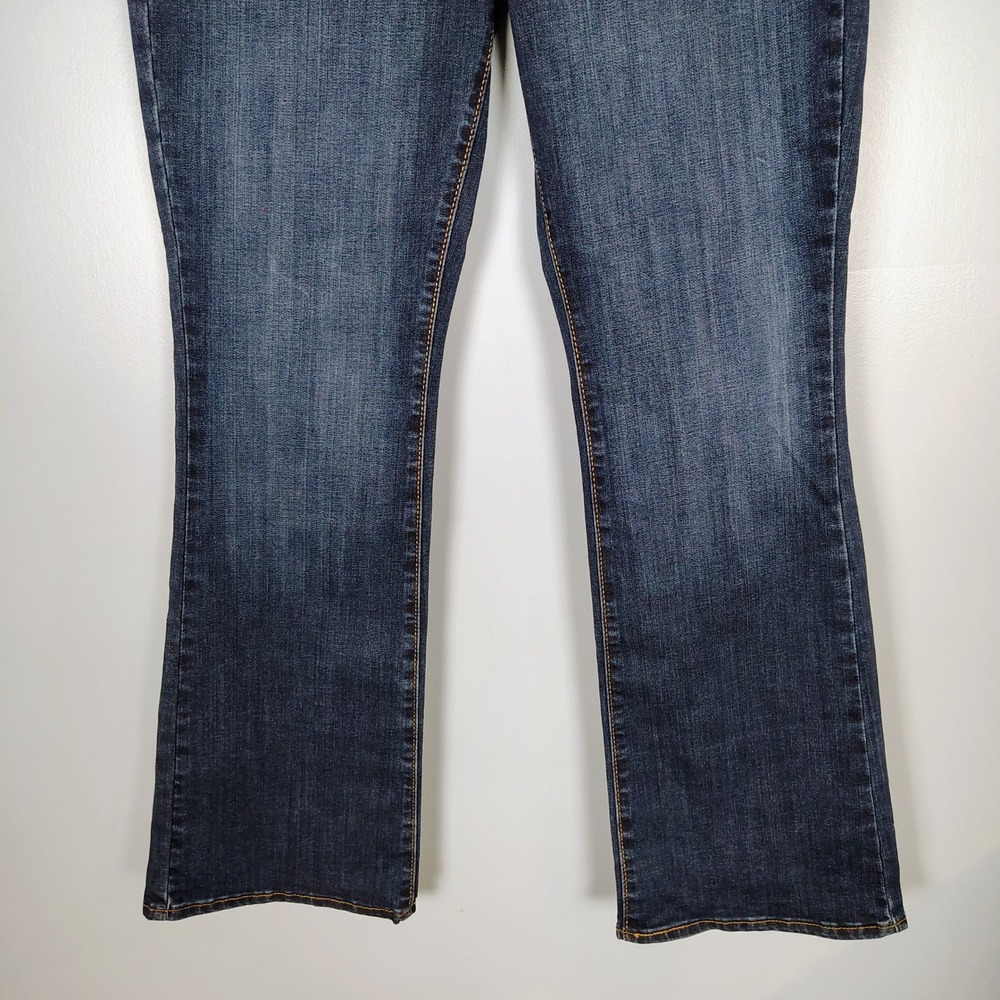 Denizen from Levis Womens Mid Rise Bootcut Jeans Dark Wash Blue W29 L30.5 - Picture 2 of 9